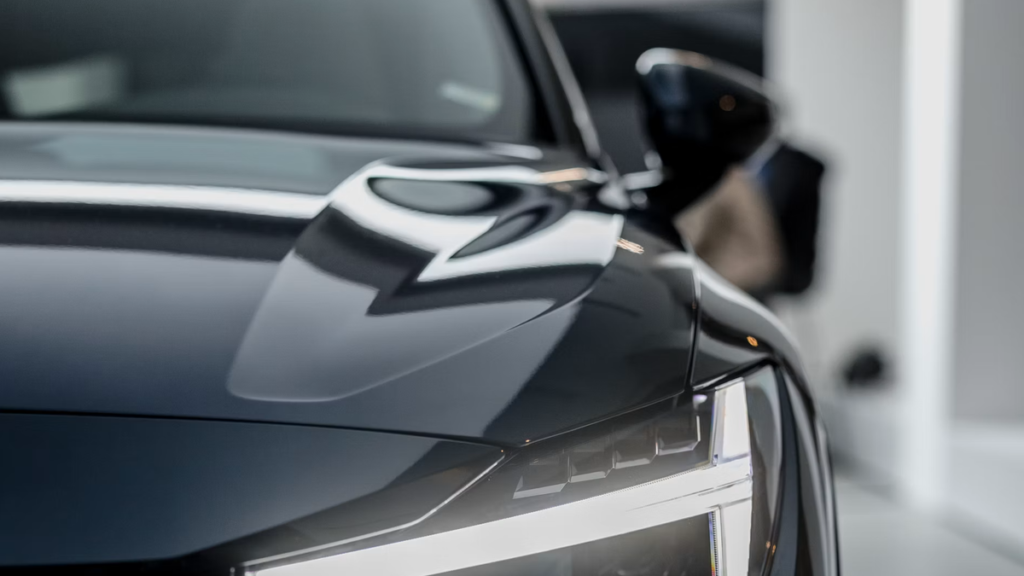 Insulfilm no vidro dianteiro: lei exige 70% de transparência