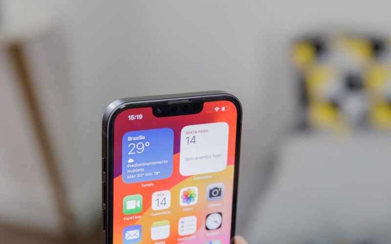 iPhone 16e cai para R$ 3.110 na Amazon com cupom