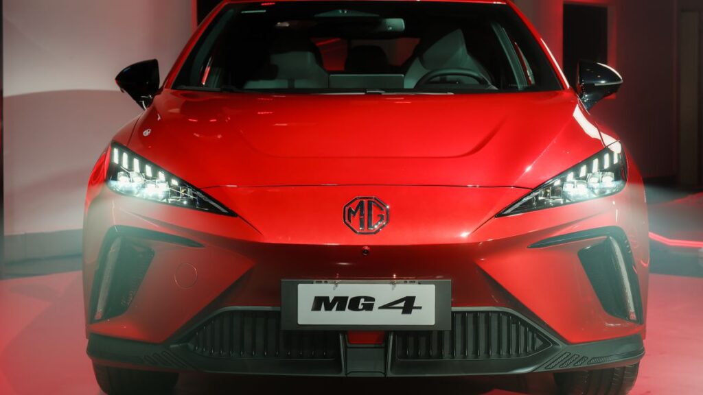 MG4: MG joga preços de hatch elétrico no chão para rivalizar com BYD