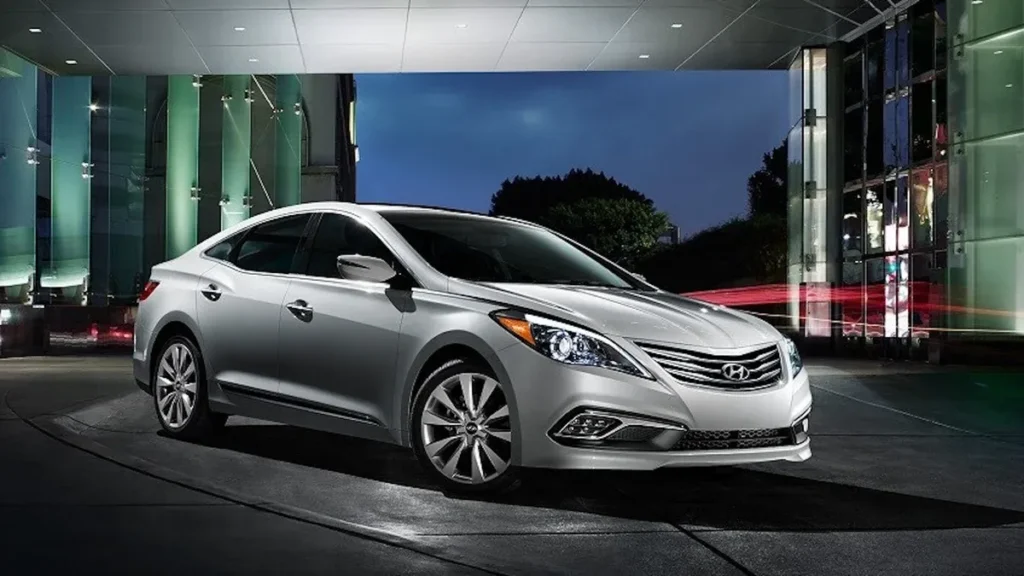 Hyundai Azera V6 2017: luxo por preço de hatch novo