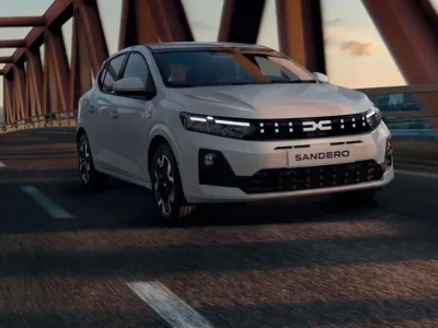Dacia Sandero supera Corolla e lidera vendas na Espanha