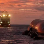 SpaceX tenta resgatar Starship após pouso no oceano