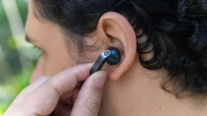 Samsung transforma Galaxy Buds em aparelho auditivo; EUA aprovam