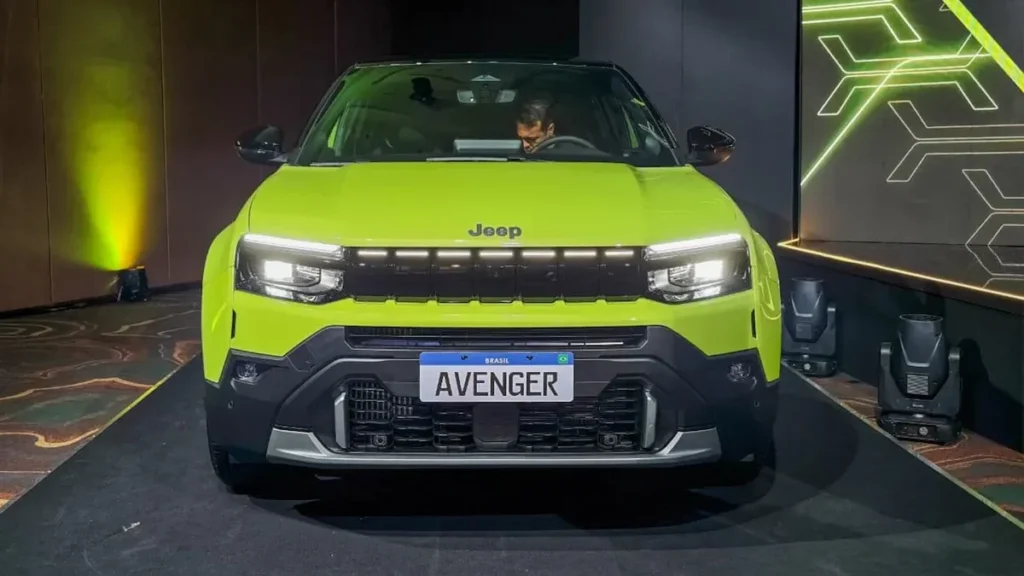Jeep Avenger chega ao Brasil por R$ 114.990 para enfrentar chinesas